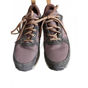 LL Bean Mens Snow Sneaker SZ 8.5. Insulated, waterproof, comfortable Cabincore